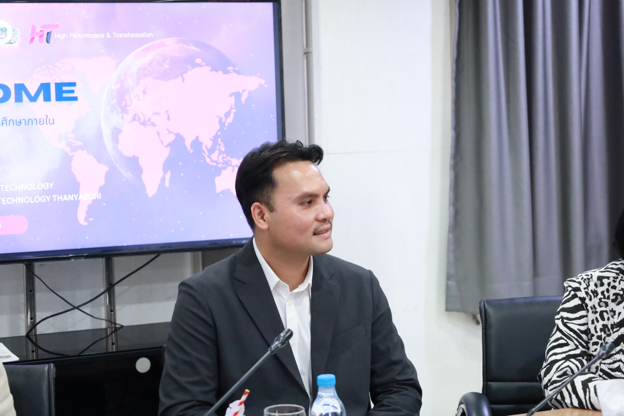 ภาพประกอบเว็บไซต์