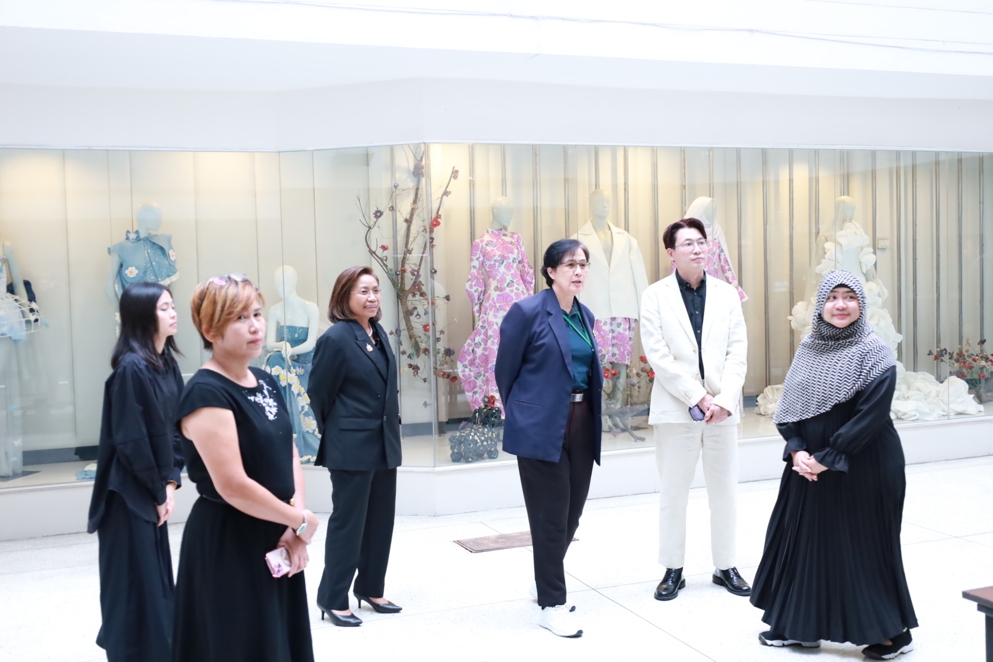 ภาพประกอบเว็บไซต์