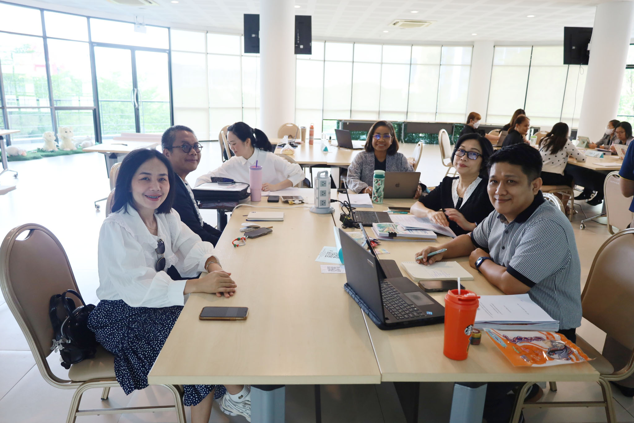 ภาพประกอบเว็บไซต์