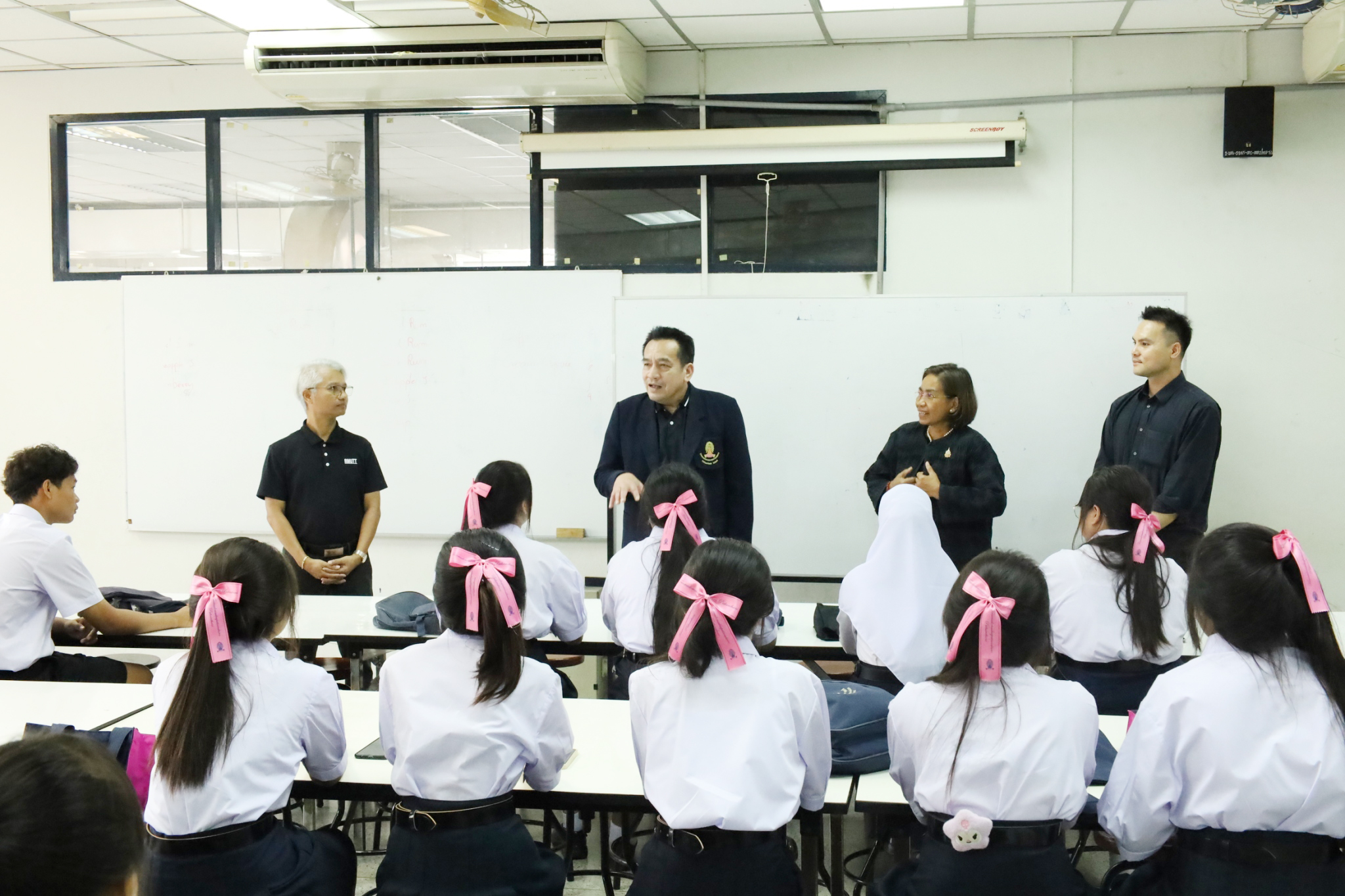ภาพประกอบเว็บไซต์