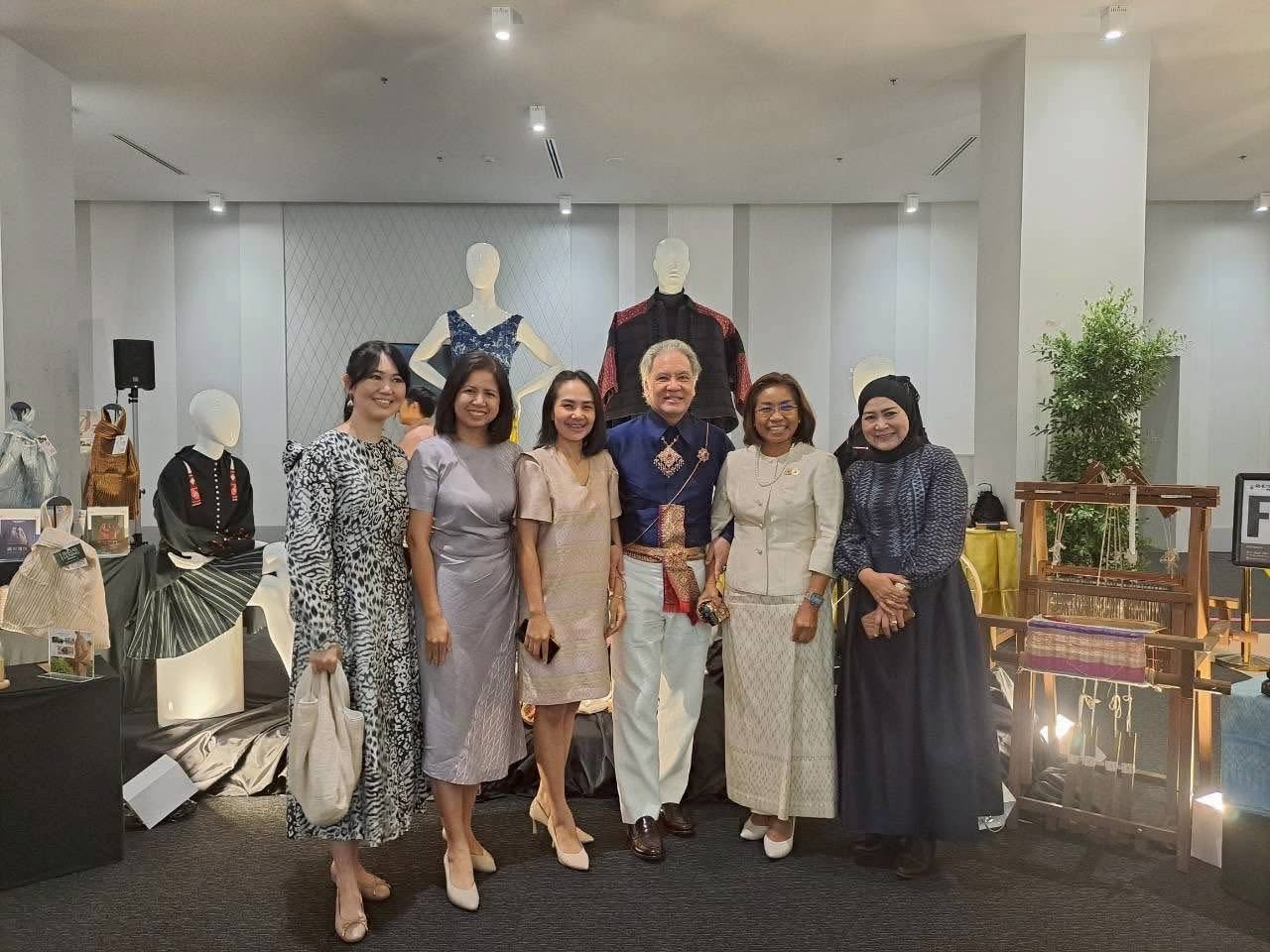 ภาพประกอบเว็บไซต์