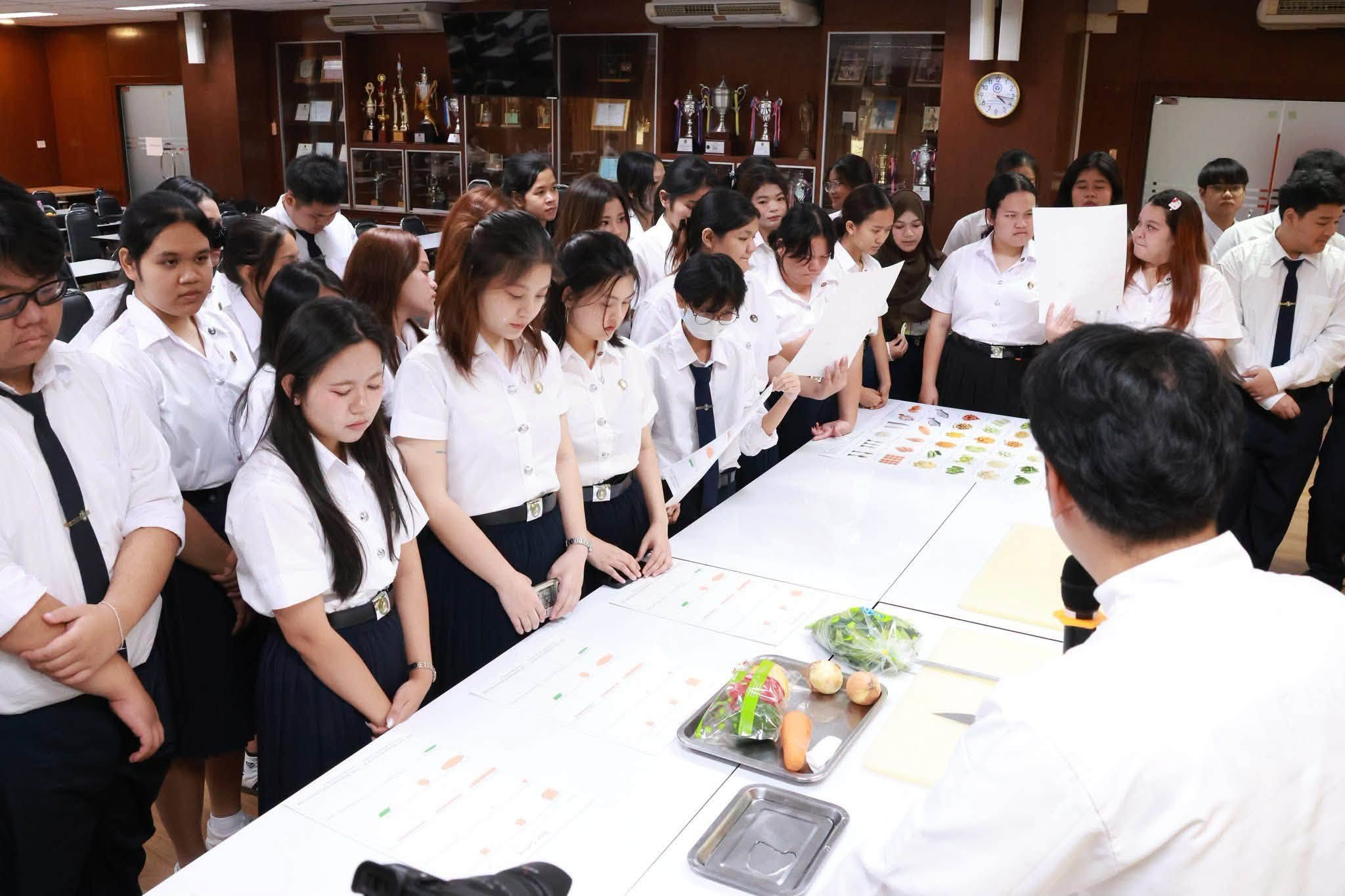 ภาพประกอบเว็บไซต์